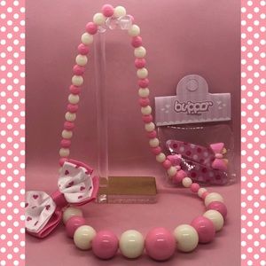 Brand New Set Beaded Necklace with Bow Hair Clips